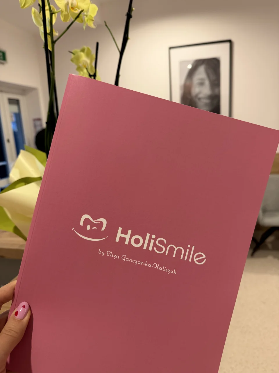 HoliSmile 