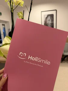 HoliSmile 