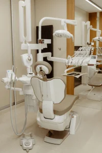 DENTALLO STOMATOLOGIA - chirurgia, protetyka, implanty, leczenie kanałowe